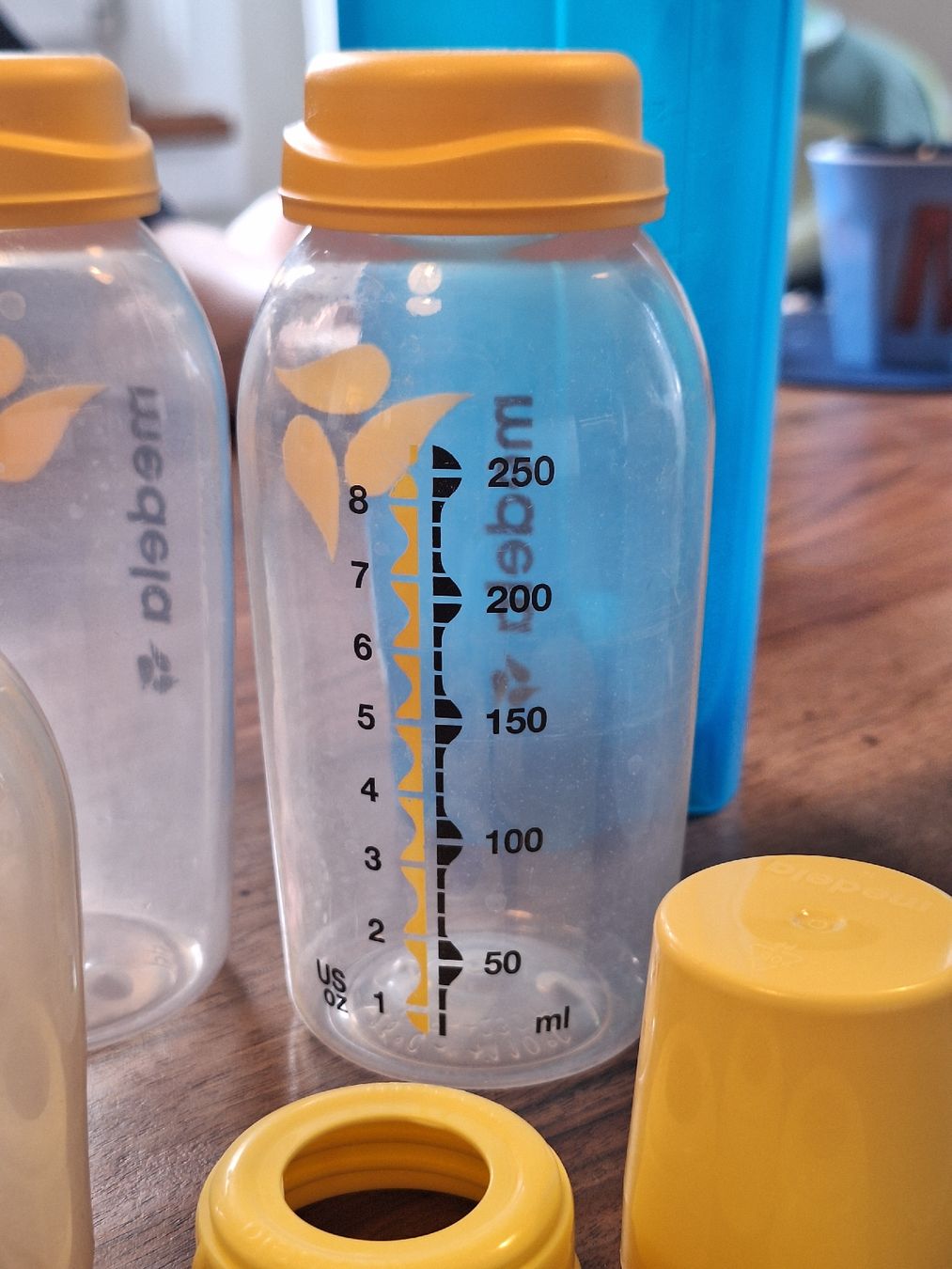 Medela Baby-Mahlzeiten: Schoppen Starterset - all you need!  – Gebraucht aus Suhr von singultus 5