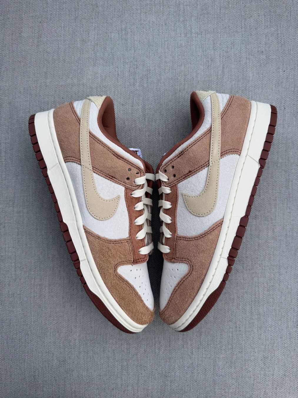 Nike Herrenschuhe: Nike Dunk Low Medium Curry EU 42.5 – Neu und originalverpackt aus Erlinsbach von sasneakers