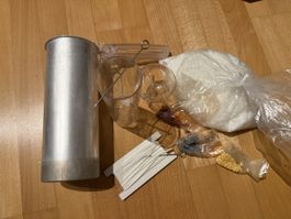 Kerzengiess-Set mit Formen Wachs und Zubehör gebraucht