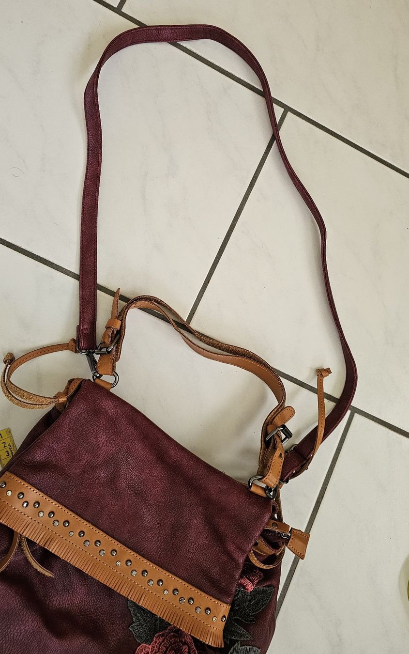Desigual Borse: Desigual Tasche mit Rose – Usato da Witterswil venduto da Regus 2