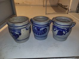 3 Steingut Töpfe mit Henkel blau verziert