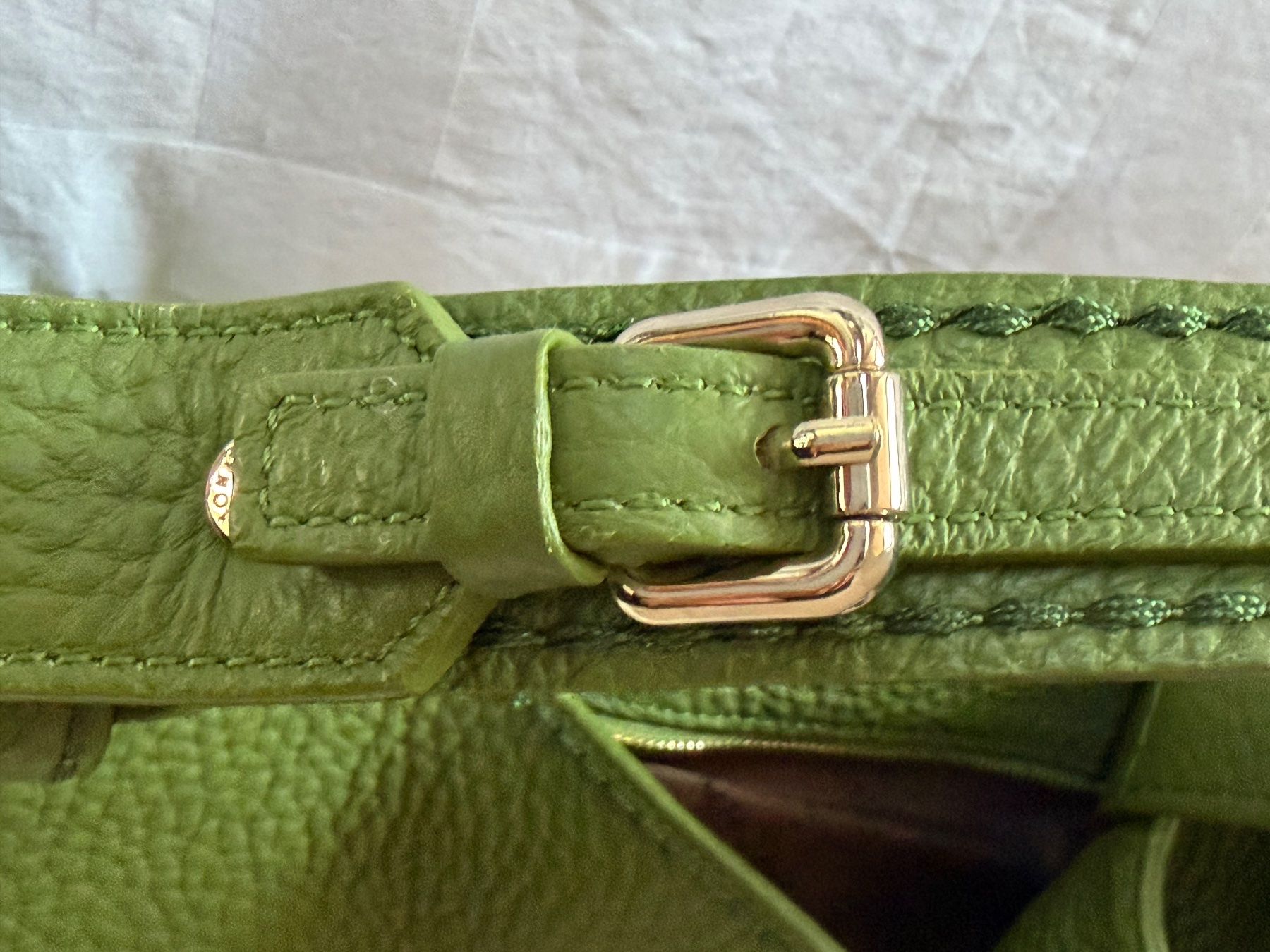 Taschen für Damen: Lederhandtasche neu, olive / grün – Neu (gemäss Beschreibung) aus Horgen von Dorastar 8