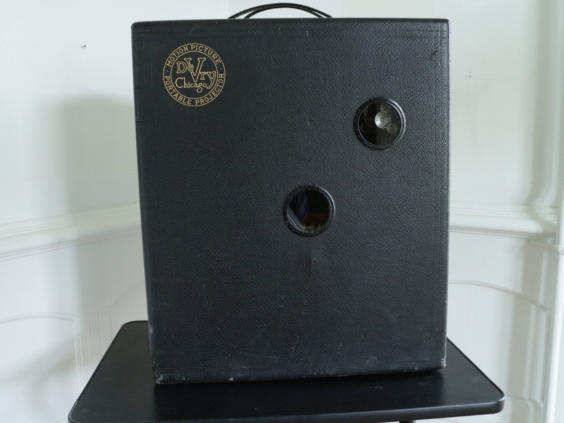 Fotocamera: DeVry 35mm Kino-Kofferprojektor 1922 – Usato da Luterbach venduto da fink4500 8