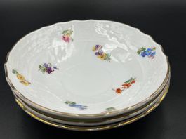 Meissen Untertassen Blumenmuster mit Goldrand 3 Stk