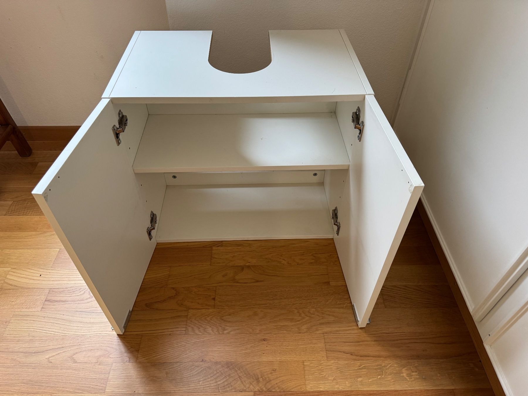 Badezimmermöbel: IKEA wash basin base cabinet – Gebraucht aus Zürich von hwang 2