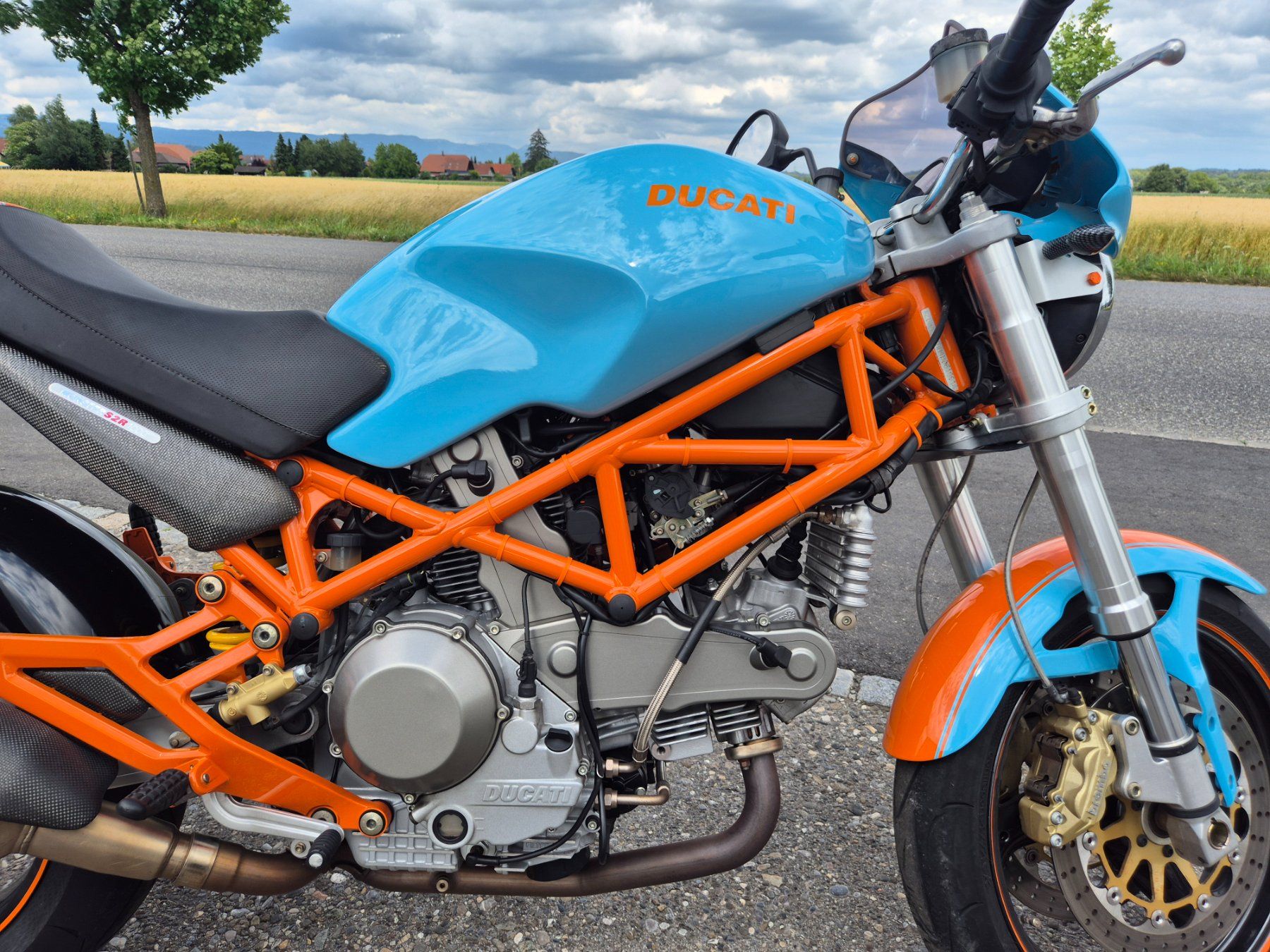 Ducati Strasse: Ducati Monster M1000 in Gulf Farben – Gebraucht aus Kappelen von pneusk 2
