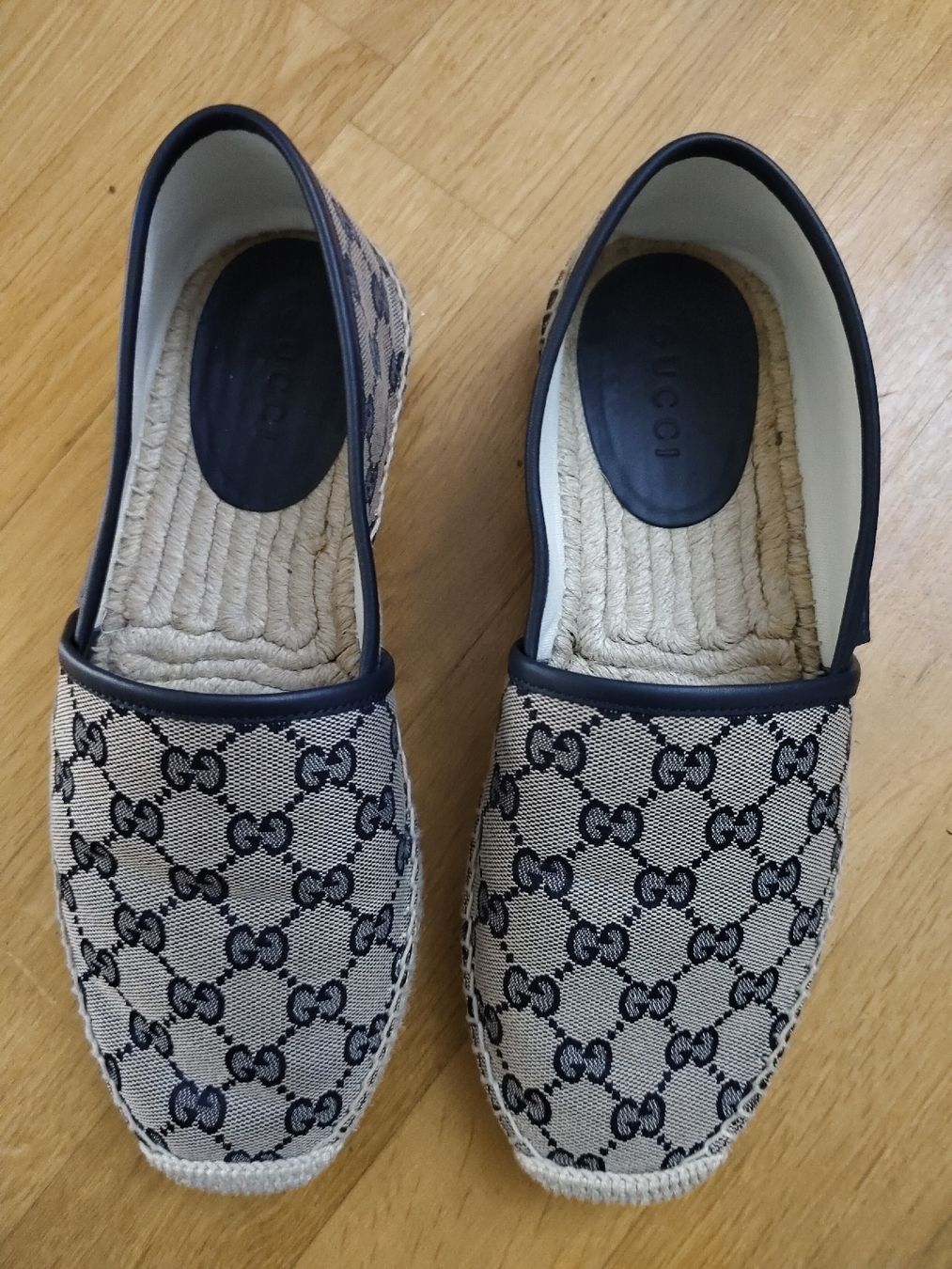Gucci Scarpe da donna: Stylish Gucci Espadrilles - Summer Essential, Size 40 – Nuovo (secondo la descrizione) da Gümligen venduto da tha_ydn6