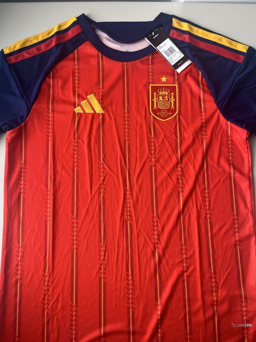 Canottiere & Pantaloni: Spanien WM Trikot! – Nuovo (secondo la descrizione) da Hinterkappelen venduto da MustRs