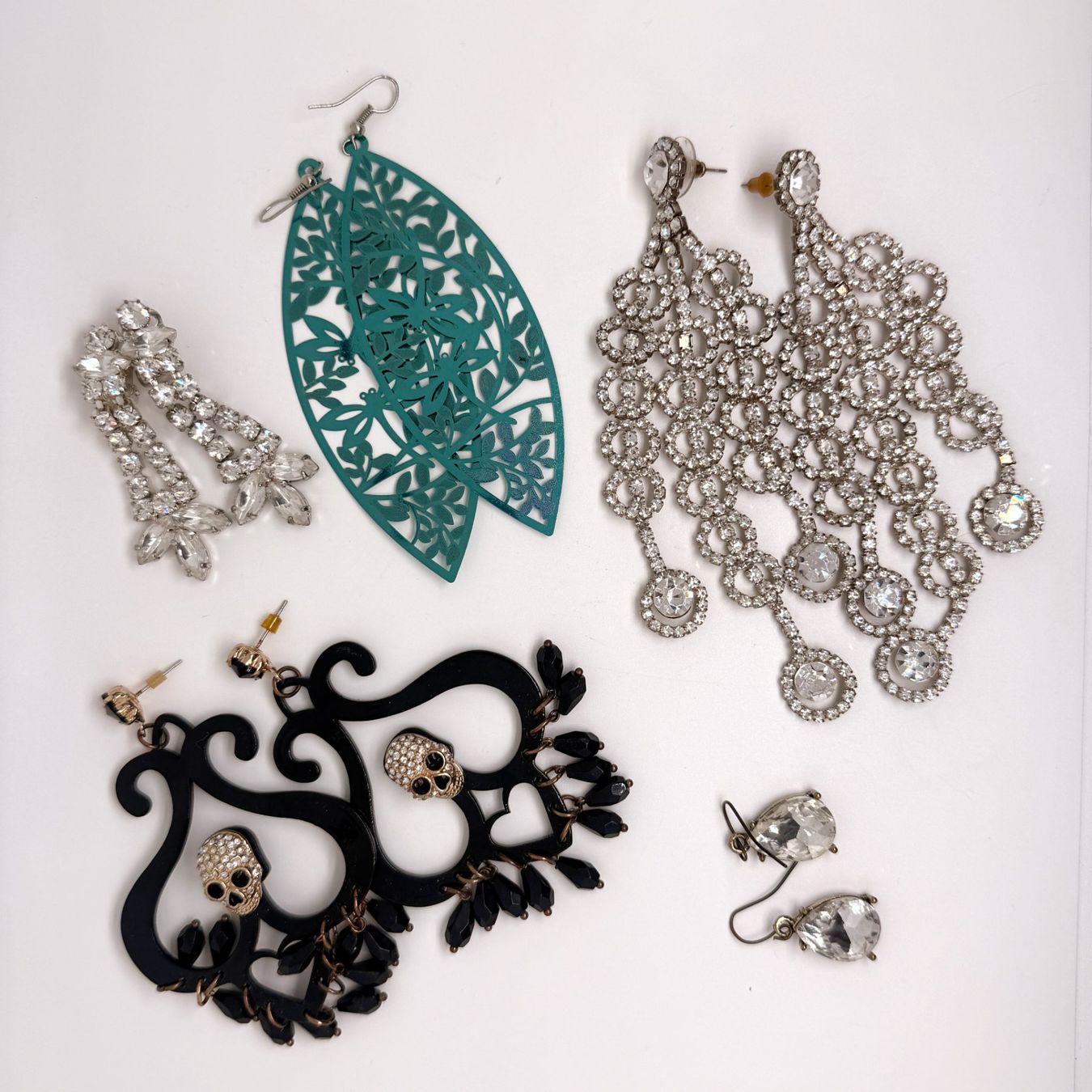 Autres bijoux: Ohrringe Set - 5 verschiedene Modelle – D'occasion à Ronco sopra Ascona par liz_dbg6