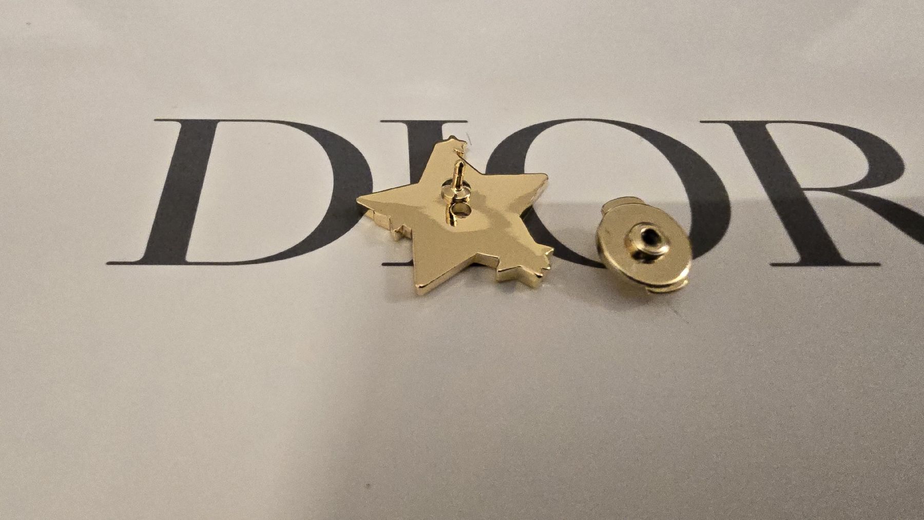 Dior Broches & Aiguilles: Dior Sammler Pin – Neuf (Voir description) à wallisellen par funkelsternchen5 3