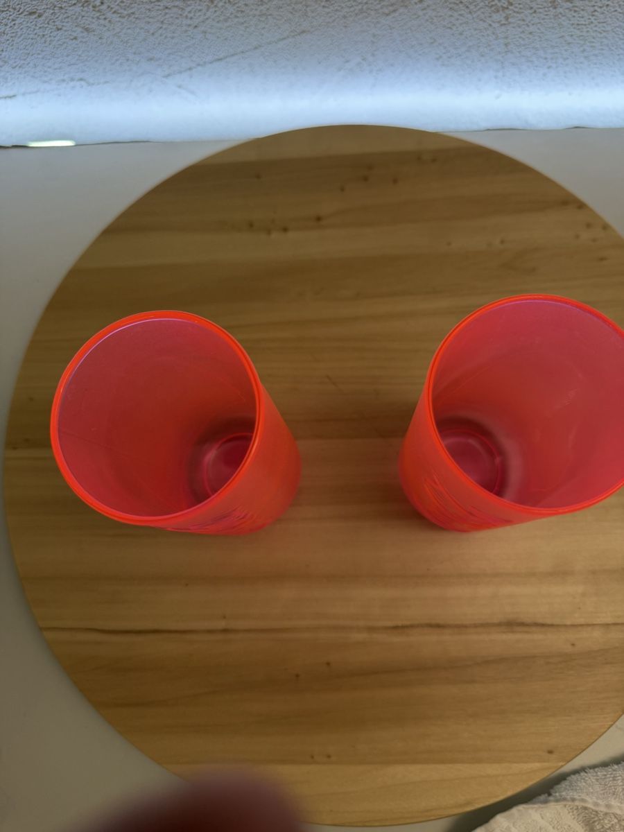 Gläser: Coca-Cola Becher pink Grösse L 2 Stck.  – Gebraucht aus Rotkreuz von GoldHeinz