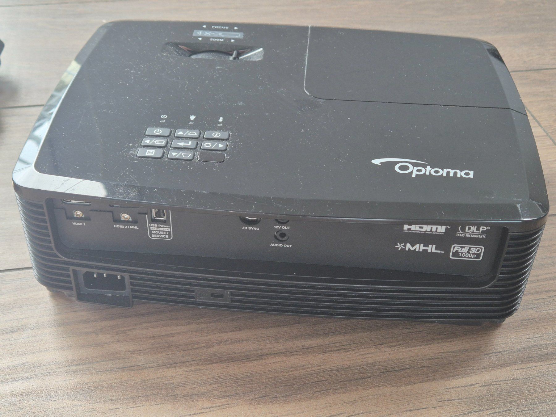 Vidéoprojecteurs: Optoma Beamer C1E – D'occasion à Bülach par benzcly 1
