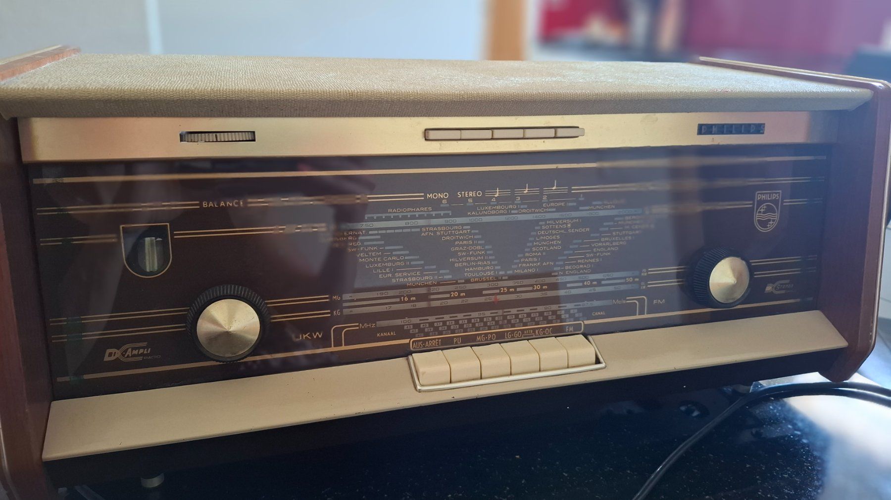 Philips Radio: BI Ampli Radio von Philipps – Usato da Schönenberg TG venduto da Jenny25. 1