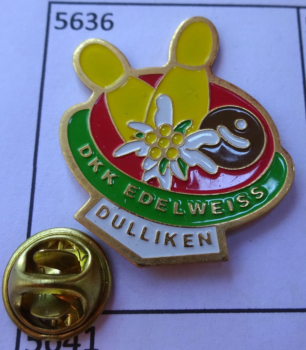 Plaquettes & Badges: Pin DKK Edelweiss Dulliken – D'occasion à Utzenstorf par BUtter81