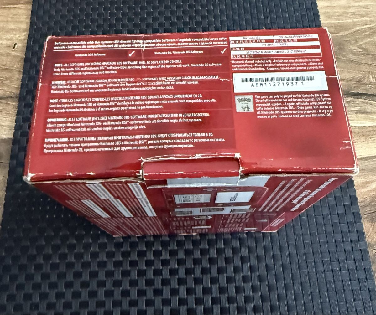 Nintendo Konsolen: Nintendo 2DS Pokemon Rote Edition mit OVP – Gebraucht aus Buchs SG von  5