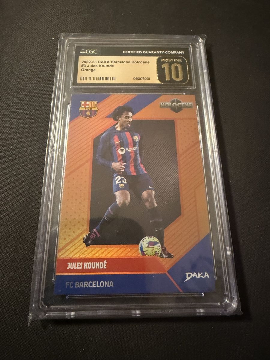 Cartes à collectionner: Koundé 2022-23 DAKA Holocene Orange Pristine 10 – D'occasion à S. Antonino par Mc2495