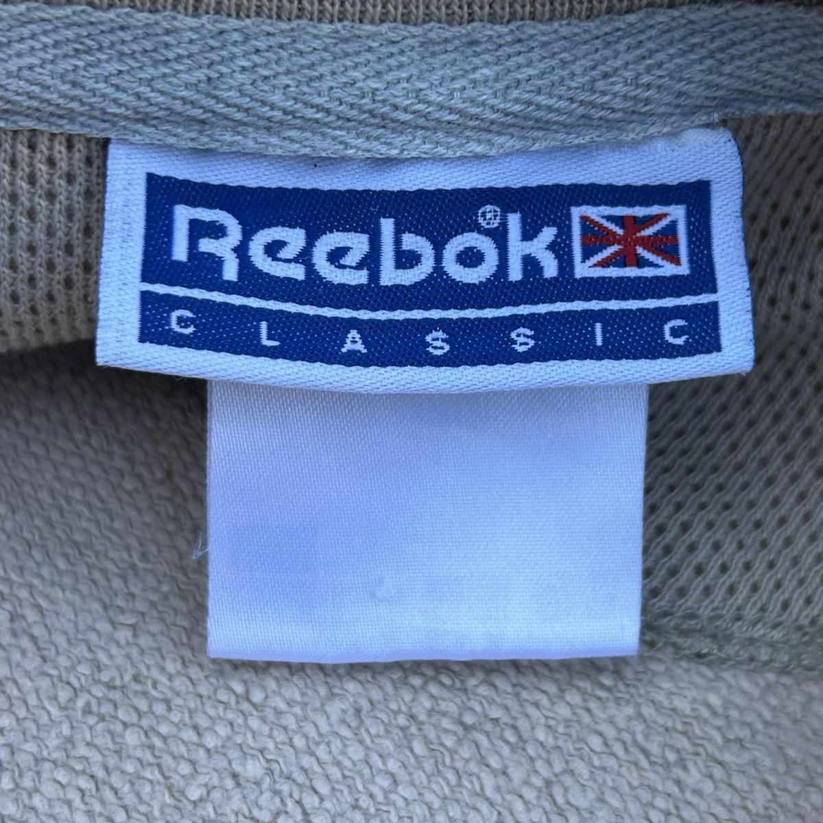Reebok Maglioni & Felpe: Vintage Reebok embroiedered sweatshirt  – Usato da brent venduto da fukusapes 5