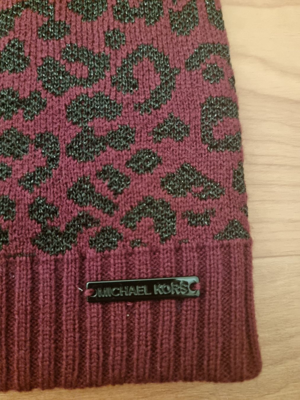 Michael Kors Copricapi, berretti & cappellini: Michael Kors winter cap, double- sided – Nuovo (secondo la descrizione) da Dietlikon venduto da kas_8yyy 1