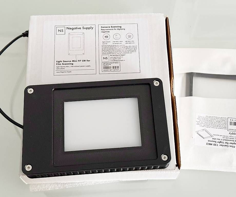 Laboratorio & Camera oscura: Negative Supply / Pro Filmhalter 120 MK2 Light Source Mini  – Usato da Bern venduto da taebbern 2