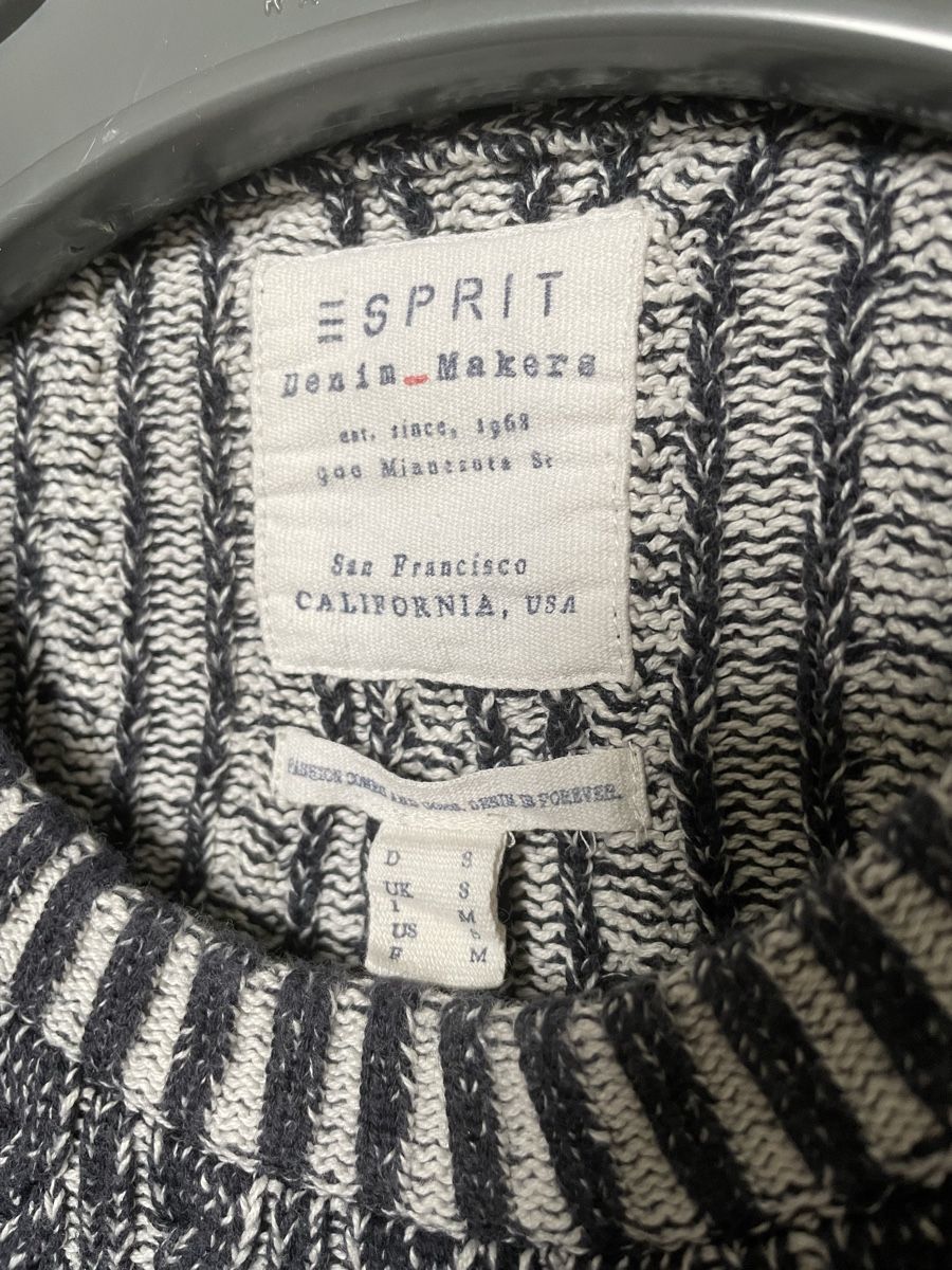 Maglioni & Felpe: Pullover von Esprit – Usato da Tägerwilen venduto da Shaimaa 1