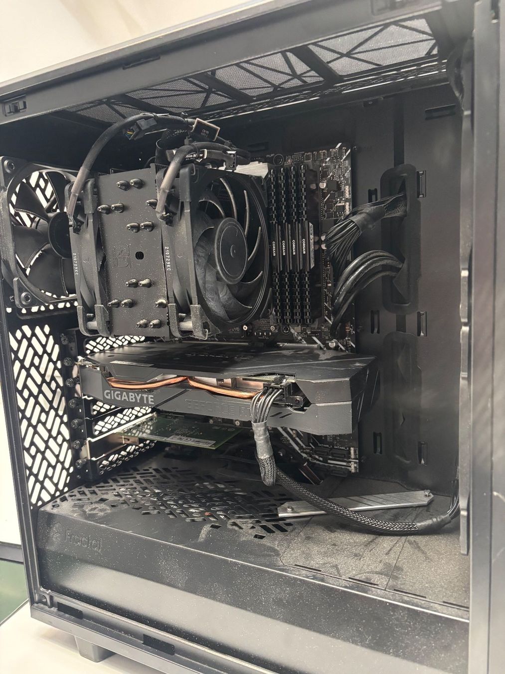 PC: Computer mit Intel i5-12600K und 32GB RAM – Usato da Zürich venduto da mar_hs6l 2