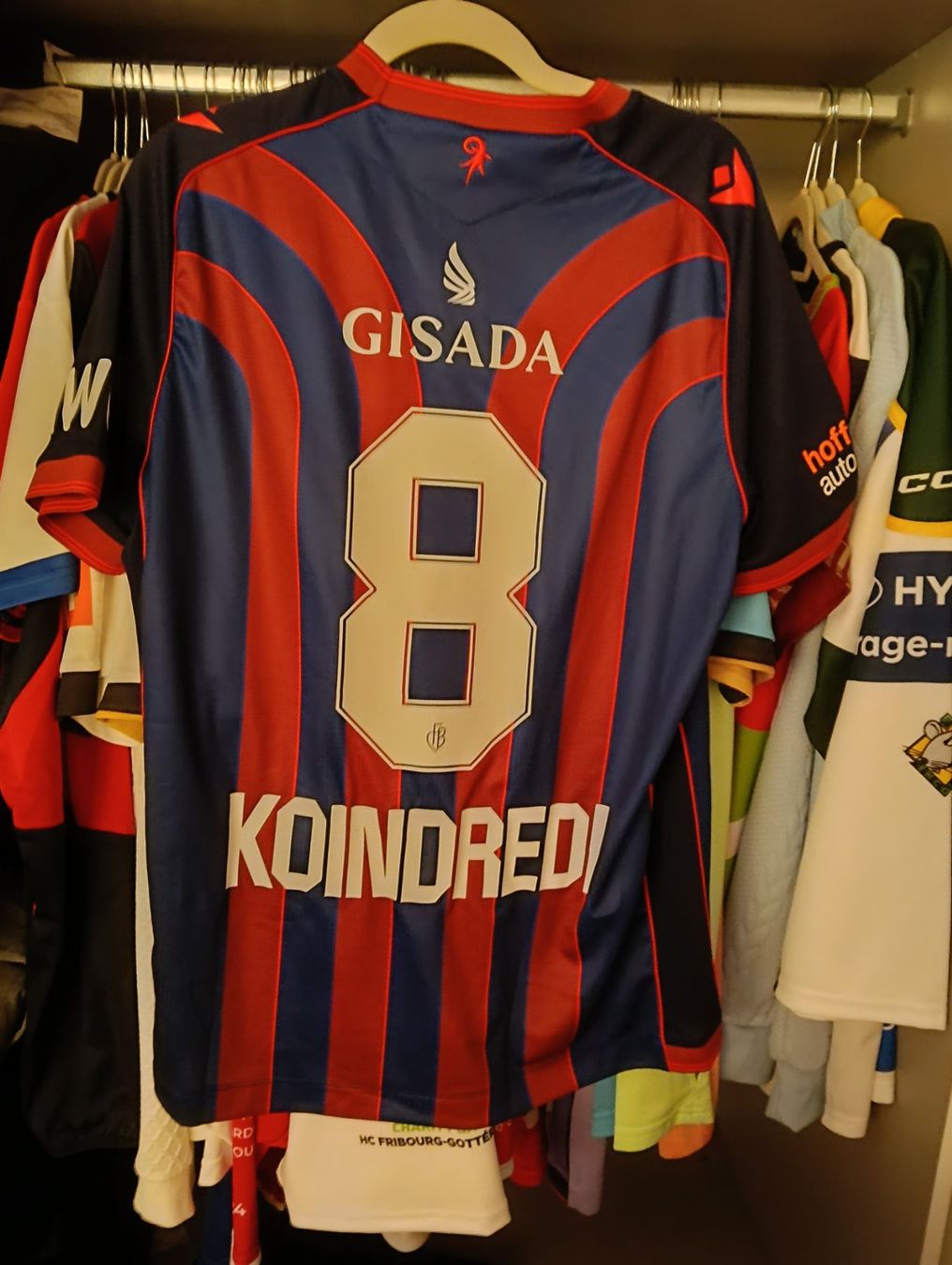 FC Basel Canottiere & Pantaloni: matchworn fc basel cup koneiredi – Usato da Sigirino venduto da acquila16 1