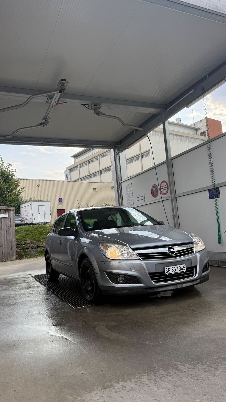 Opel Autos: Opel Astra 1.8i – Gebraucht aus Rorschach von B.SSG