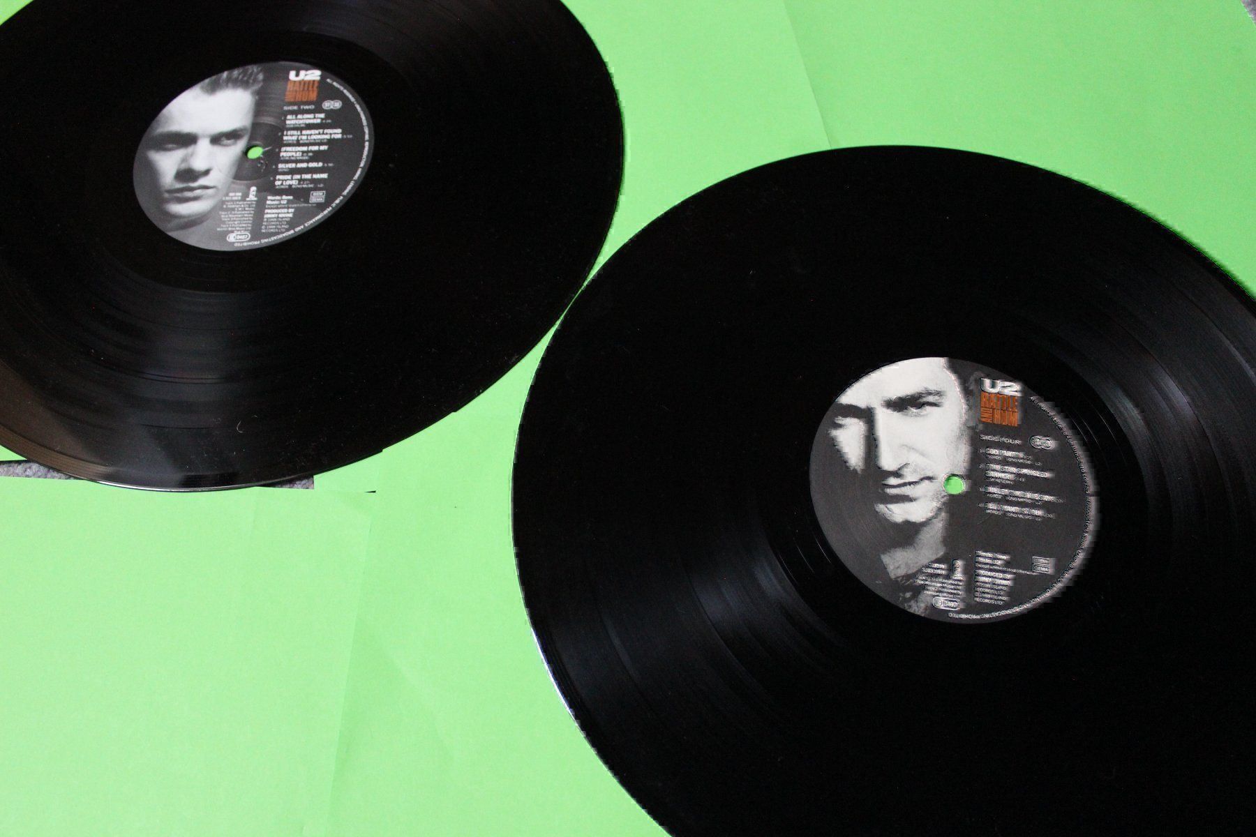 Dischi in vinile: U2 - Rattle & Hum 2LP Vinyl 1988!! – Usato da Tübach venduto da JamesStone 7