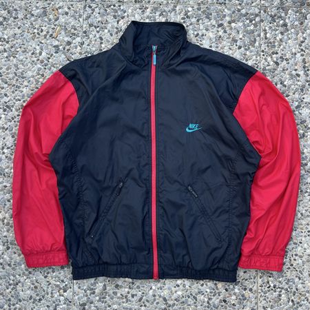 Vintage Nike red windbreaker jacket