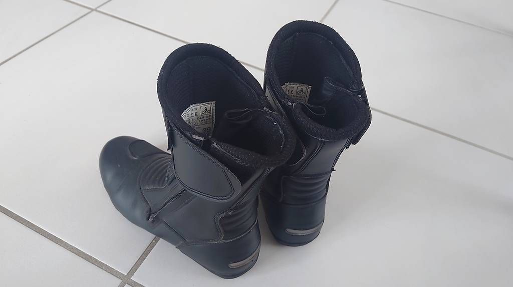 Scarpe da donna: Motorrad Stiefel Grösse 39 Damen – Usato da Gossau ZH venduto da sta_fjx8 1