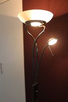 Lampadaire sur pied intensité variable