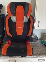 Kinder Autositz