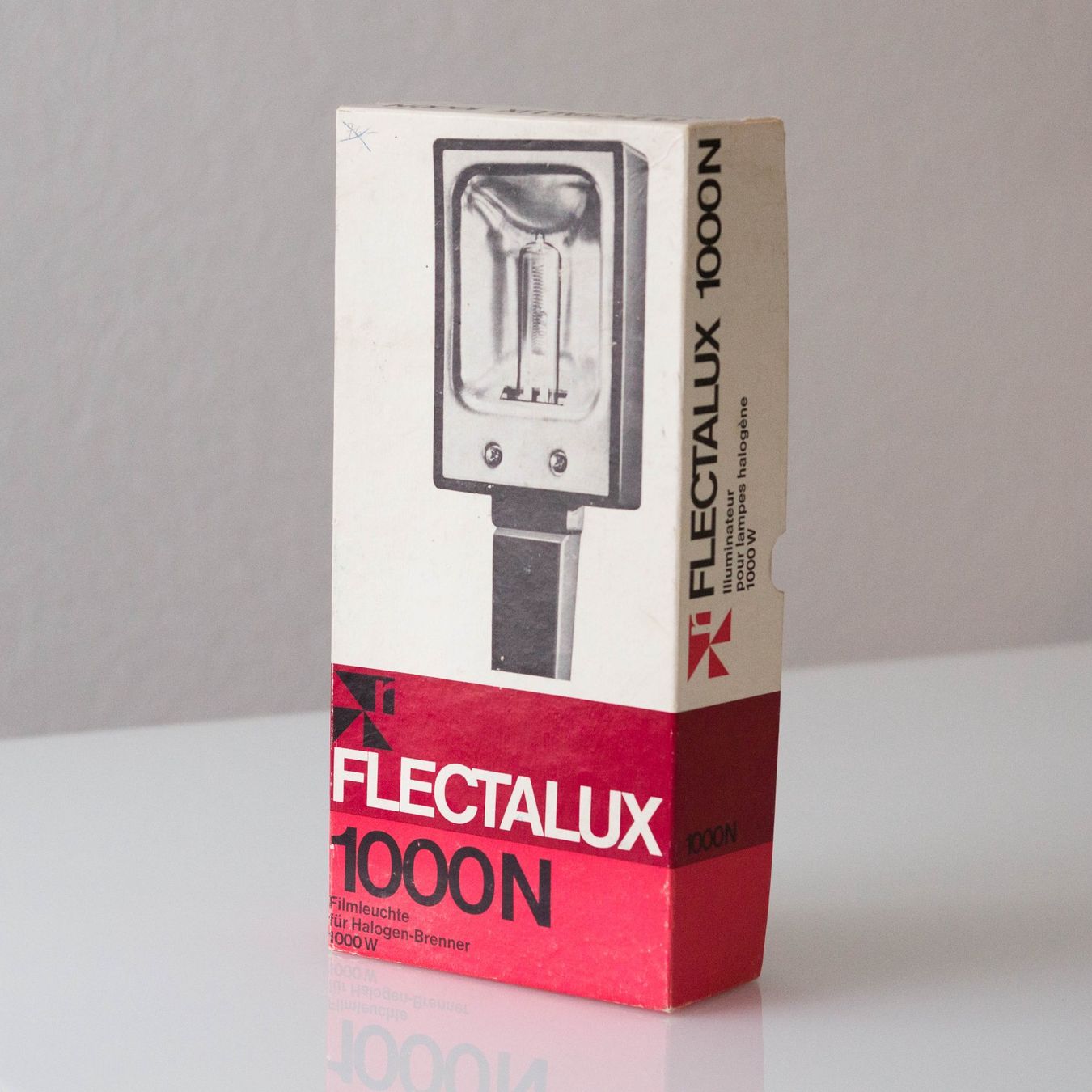 Lampen: Flectalux 1000N film lamp for halogen 1000W – Gebraucht aus Thörishaus von vintagger