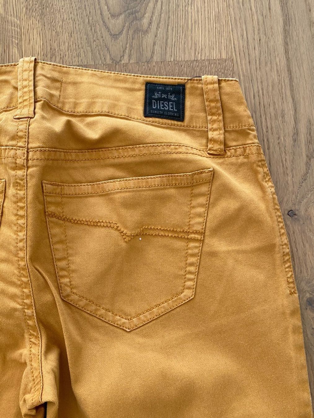 Diesel Jeans: Jeans, Diesel, Gr. 24 – Usato da Biberstein venduto da Miana2 4