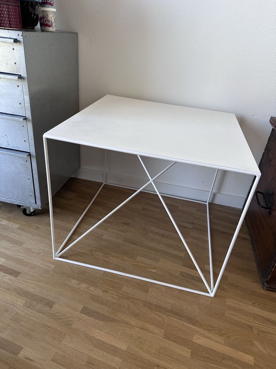 Tables: Wohnzimmertisch – D'occasion à Luzern par fra_9xpl