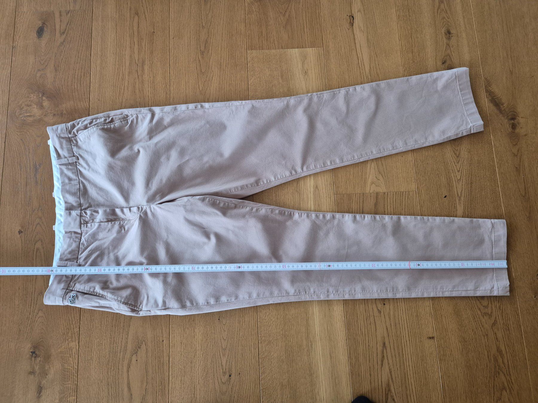 Lacoste Hosen: Lacoste beige Damenhose Gr. 38 – Gebraucht aus Maienfeld von miss_esthi 2