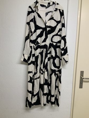 Kleid H&M Viscose schwarz-weiss Grösse S neuwertig
