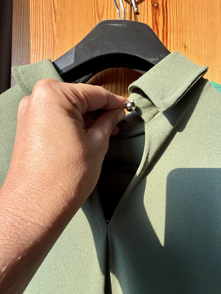 Vestiti: Robe verte avec nœud noir taille S – Nuovo (secondo la descrizione) da Carouge GE venduto da orc_88rq 7