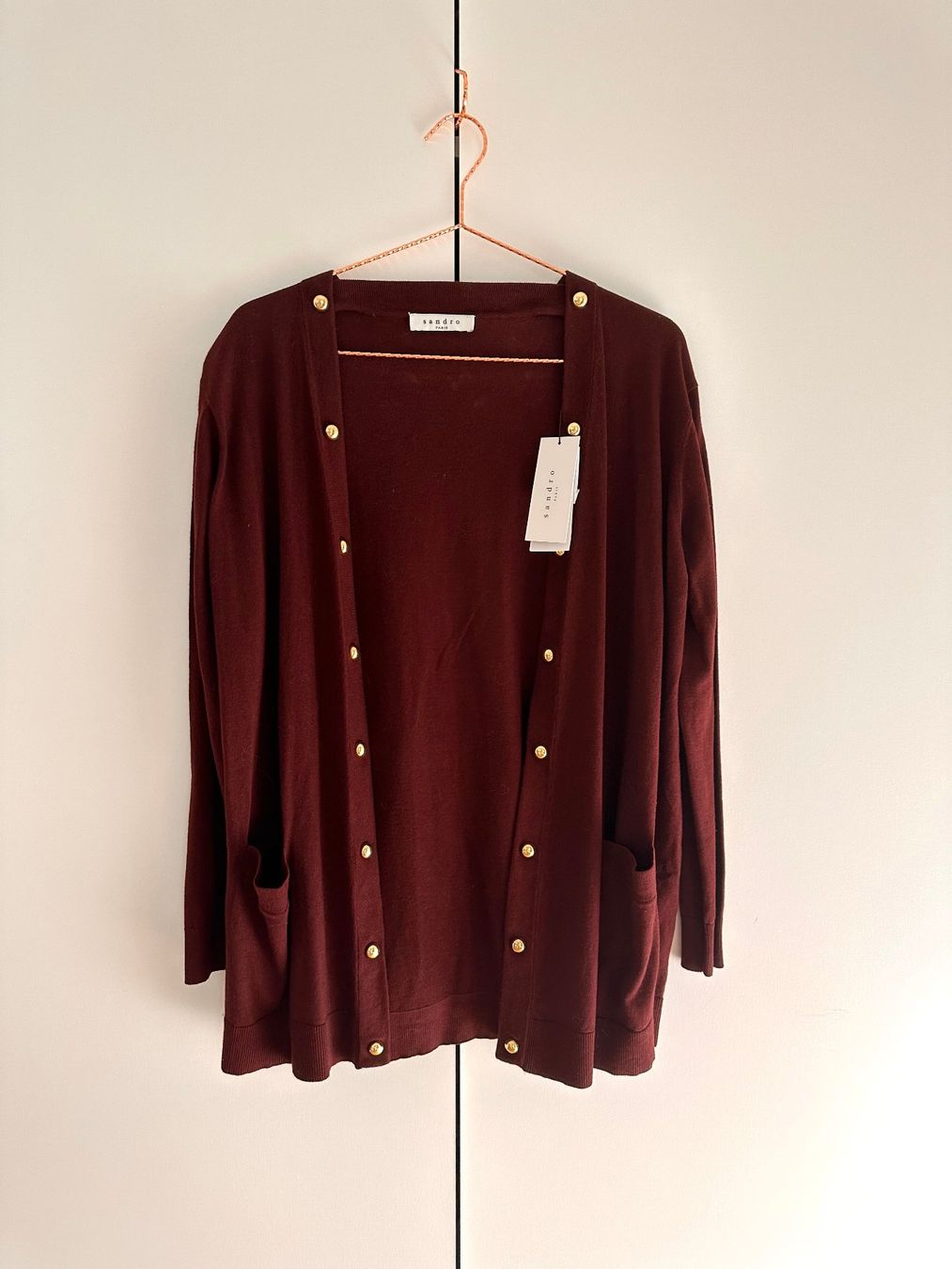 Sandro Maglioni & Felpe: Cardigan SANDRO bordeau – Nuovo e nell'imballaggio originale da La conversion venduto da Repio