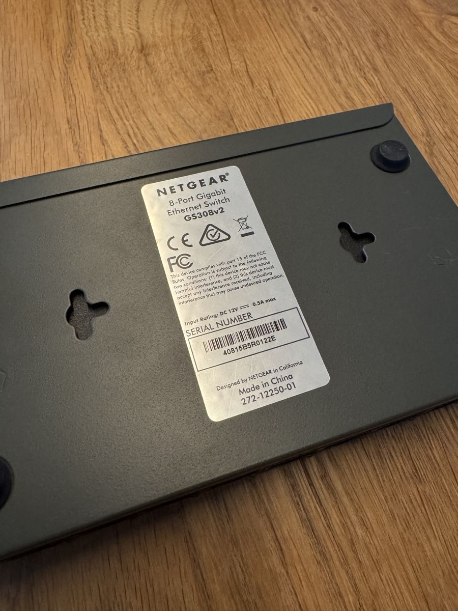 Netgear Hub & Switch: Netgear 8 Port Gigabit Switch – Usato da Pfäffikon ZH venduto da michi_fluck 4