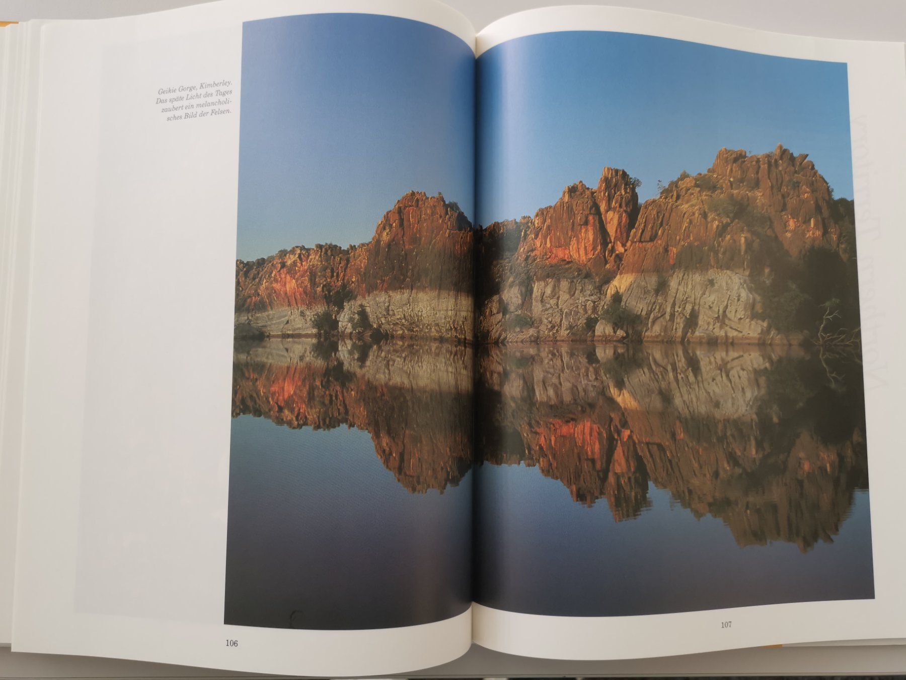 Libri: Buch Australien - Der Rote Kontinent – Nuovo (secondo la descrizione) da Termen venduto da rowi13 6