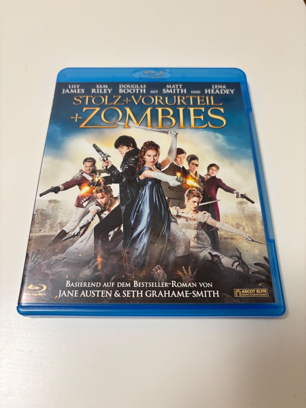 Tutti i DVDs: Stolz, Voruteil und Zombies - Blu Ray – Usato da Luzern venduto da Armastra