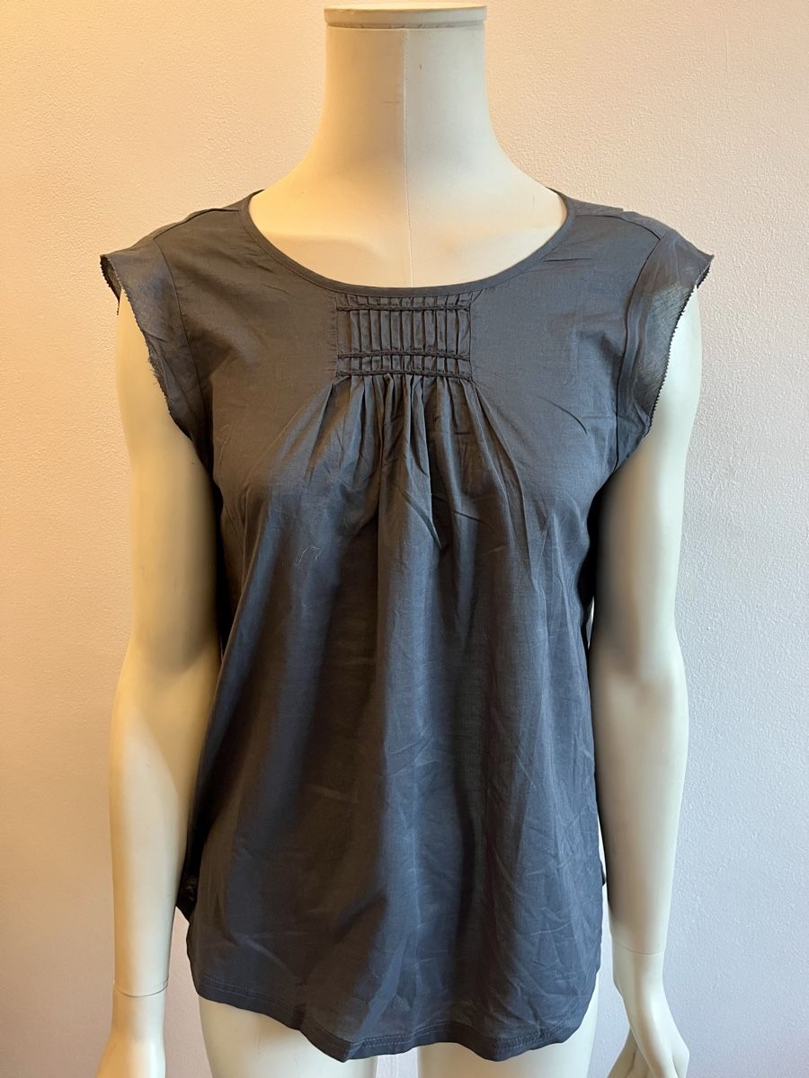 Top: Leichtes Damen Top Anthrazit mit Biesen Gr. ca. M – Usato da Zürich venduto da alm_lk65 1