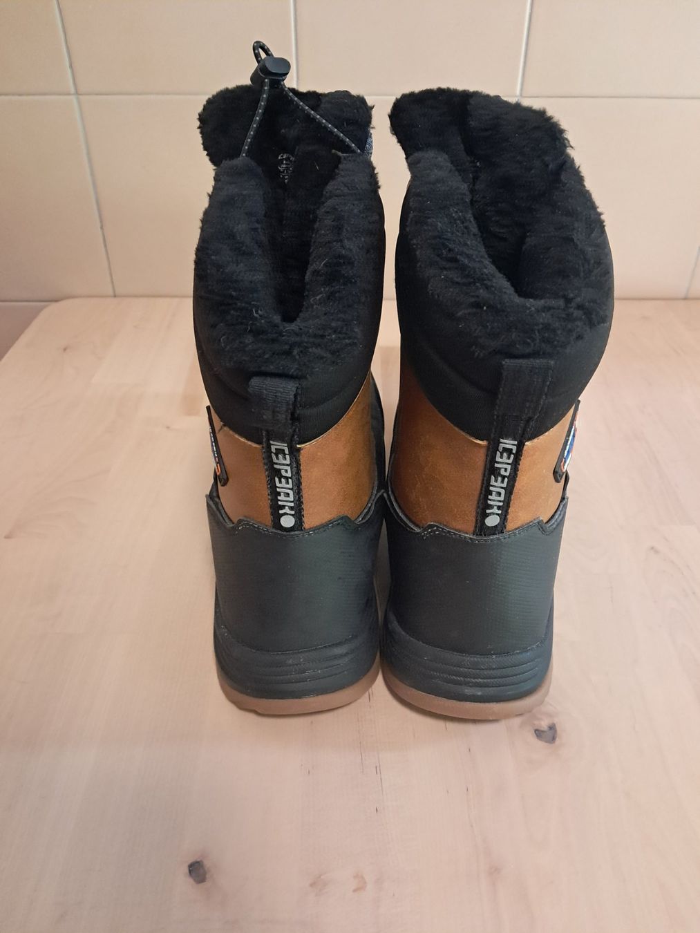 Scarpe da uomo: Scarponi invernali Icepeak - mai usati – Usato da Balerna venduto da enr_nl9q 2
