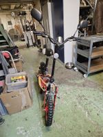 Elektroroller T-Walker mit Sitz 