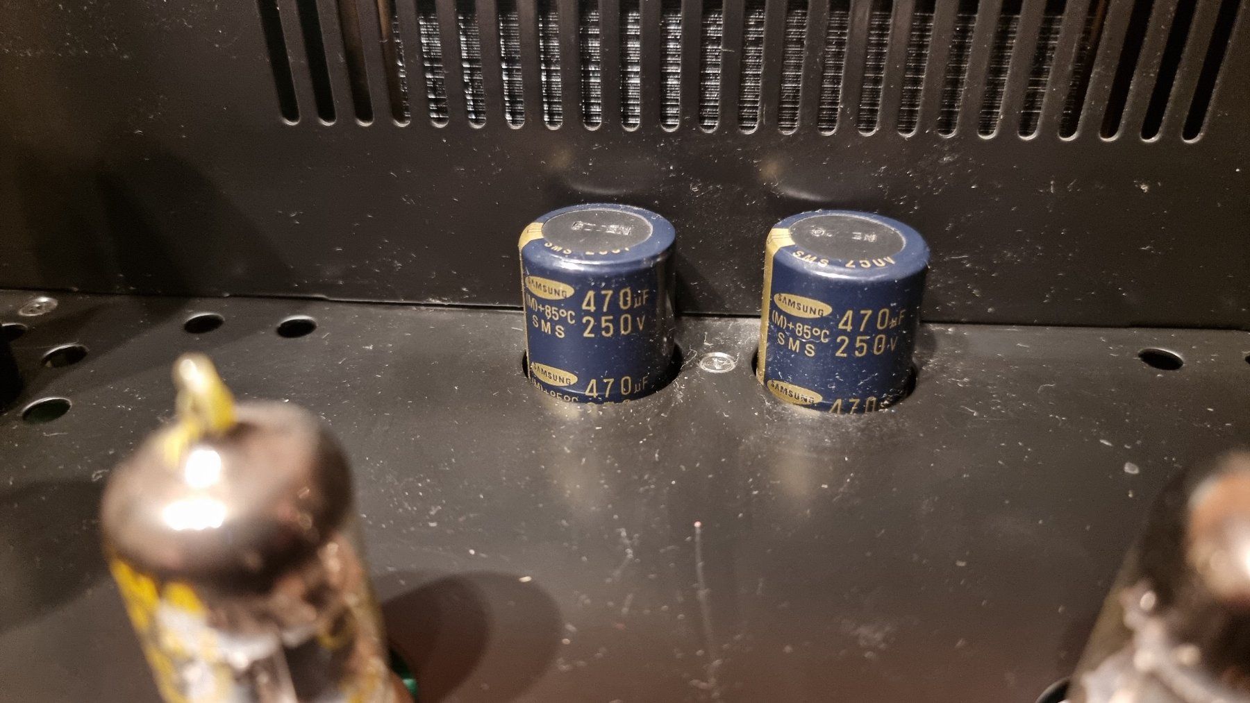 Amplificatori: Dynavox VR70-2 Röhren Endstufe mit EL34 – Usato da Schöfflisdorf venduto da Silvervintage.CH 4