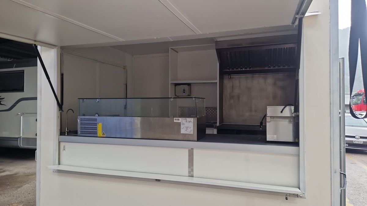Wenk Rimorchi: Foodtruck/remorque – Usato da Noville venduto da Berlusconi55 8