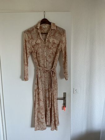 Kleid JOYCE & GIRLS beige mit Muster Grösse S leicht