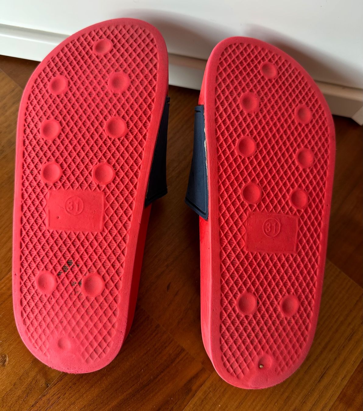Levi's Scarpe per ragazzi: Infradito Levi’s – Usato da Castel San Pietro venduto da Moregi 2