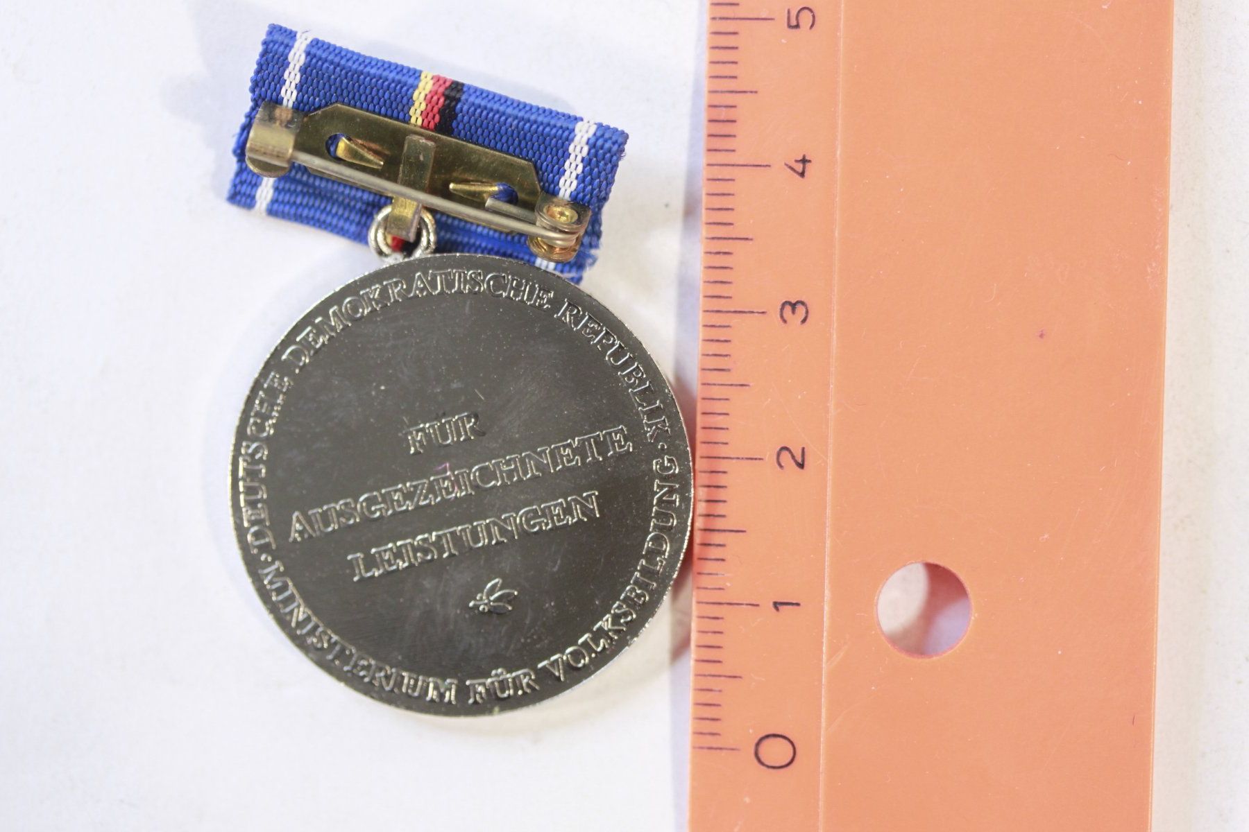 Medaglie: Medaille DDR  LESSING – Usato da La plaine venduto da 762 1